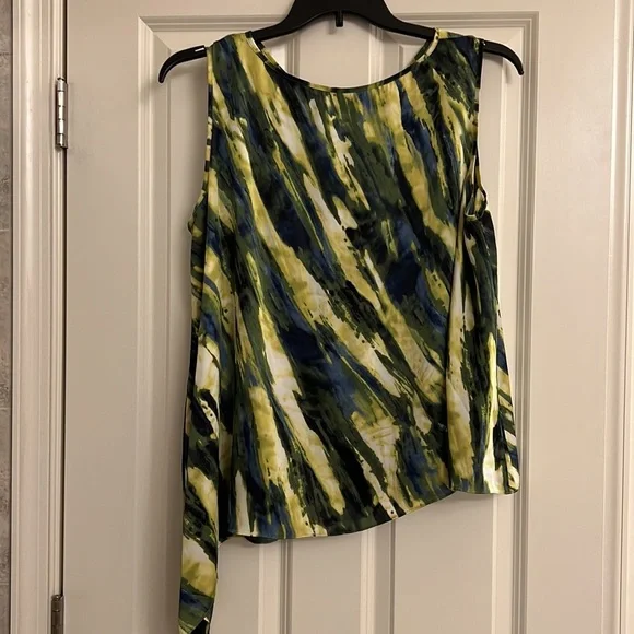 Jones New York tank - Picture 4 of 6